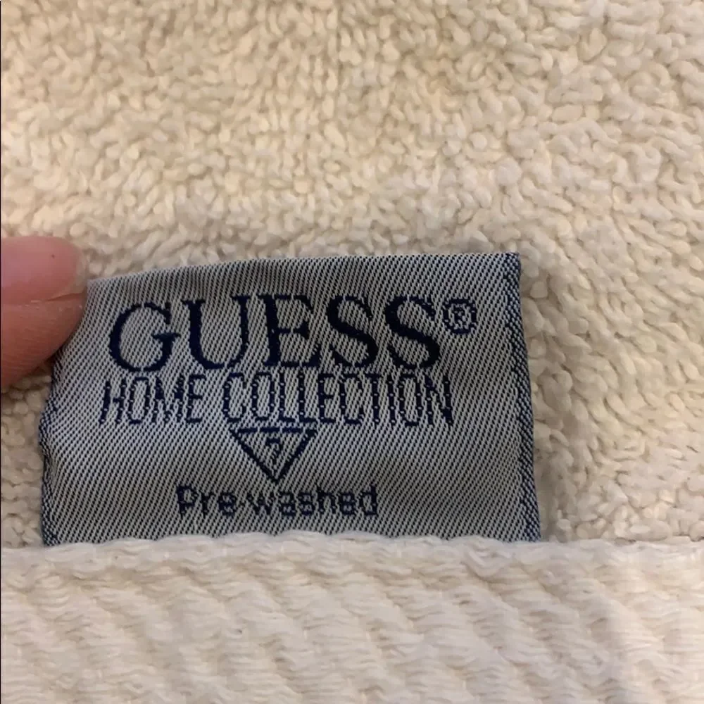 Guess Floral Hand Towel